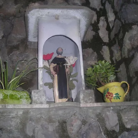 Oda ve Kahvaltı L'arcobaleno Sorrento