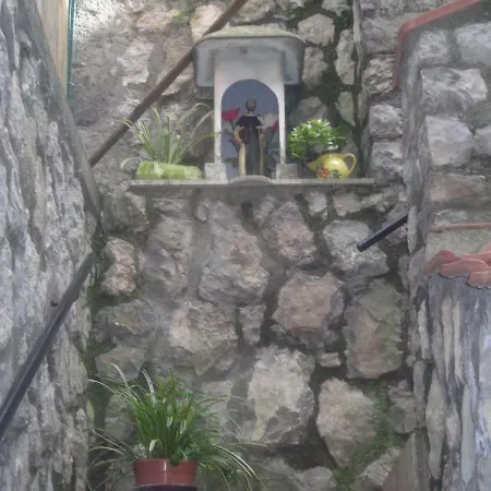 L'arcobaleno Oda ve Kahvaltı