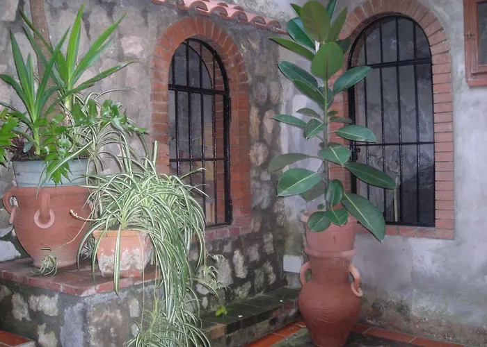 Couette-café L'arcobaleno 4*